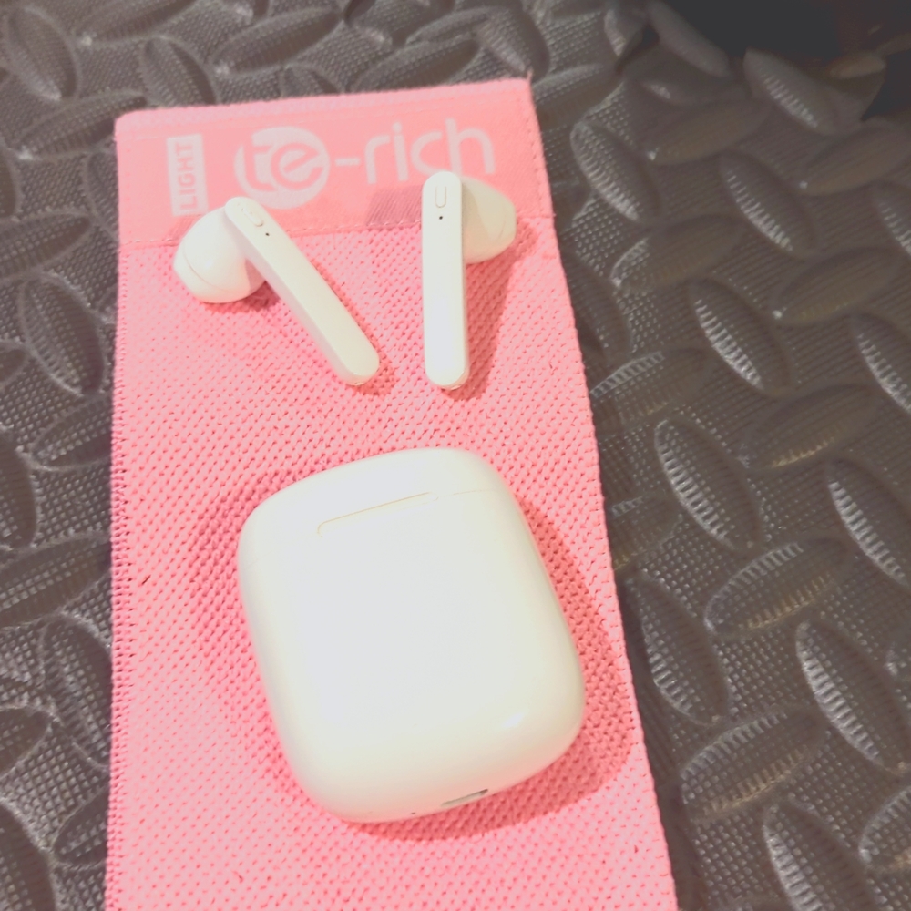 Wireless Earbuds